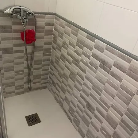 Con Piscina En